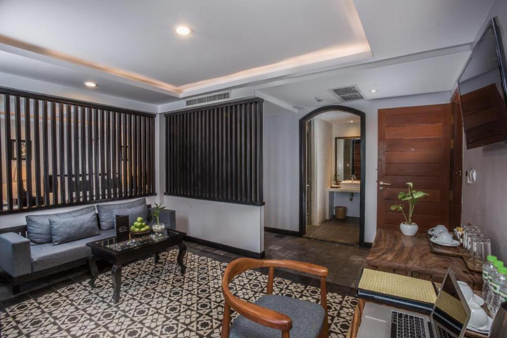 The Grand Cyclo Boutique Suite & Spa Siem Reap Exterior photo