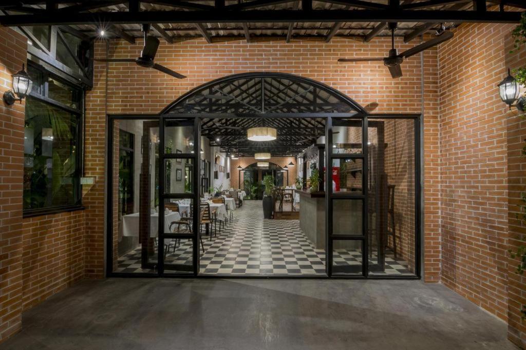 The Grand Cyclo Boutique Suite & Spa Siem Reap Exterior photo